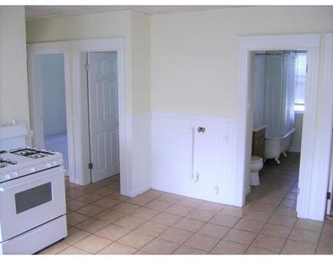 2 Bourne St, Worcester, MA 01606 photo 26