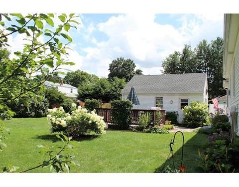 65 Prim Rose St, Springfield, MA 01151 photo 5