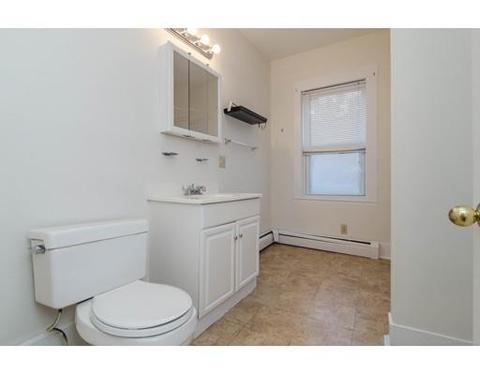 60 Old Common Rd, Auburn, MA 01501 photo 17