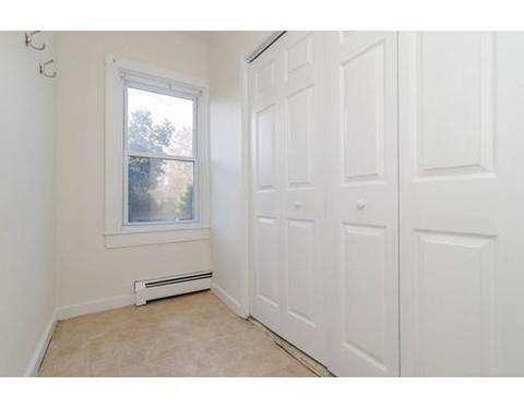60 Old Common Rd, Auburn, MA 01501 photo 8