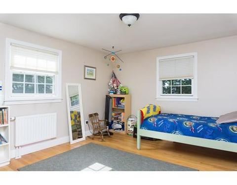20 Concord St, Chicopee, MA 01020 photo 17