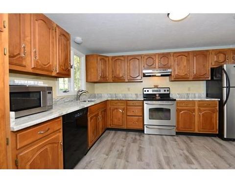7 Hitching Post Dr, Walpole, MA 02081 photo 8
