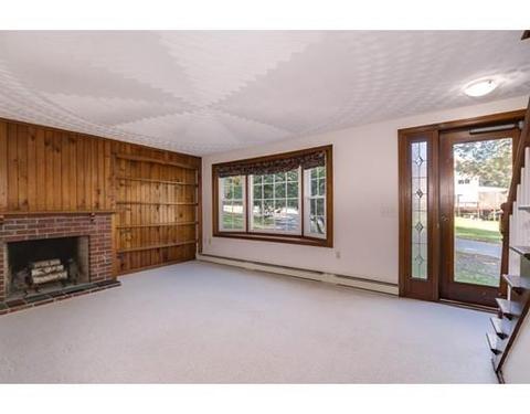 2 Heritage Rd, Sutton, MA 01590 photo 3