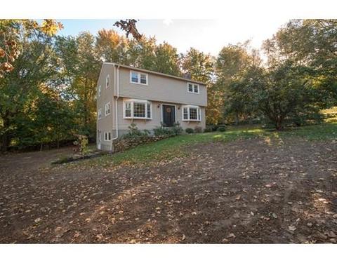2 Heritage Rd, Sutton, MA 01590 photo 1