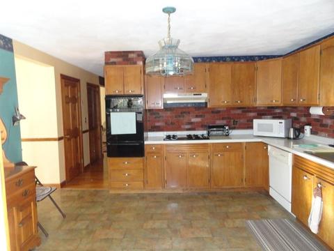 144 Spring St, Stoneham, MA 02180 photo 9