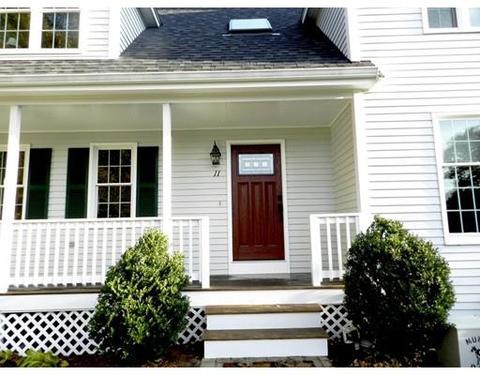 11 Horseshoe Loop, Mansfield, MA 02048 photo 2
