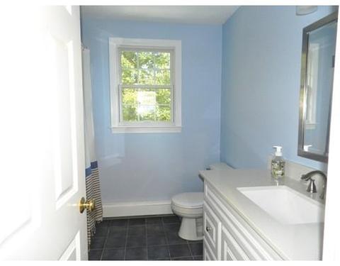 11 Horseshoe Loop, Mansfield, MA 02048 photo 17