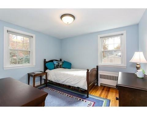 100 Barrett St, Needham, MA 02492 photo 14