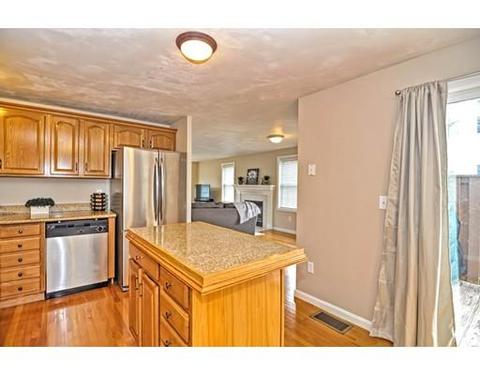 104 Upland St, Worcester, MA 01607 photo 10