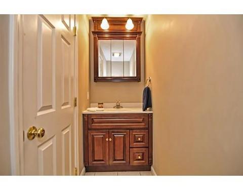 104 Upland St, Worcester, MA 01607 photo 17