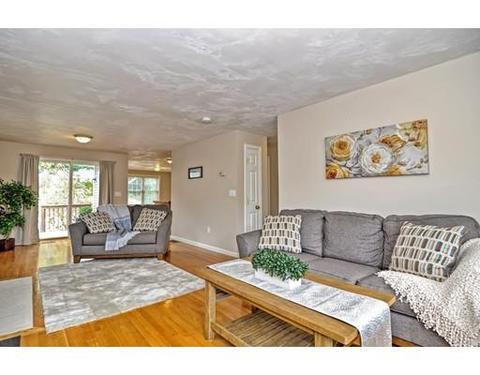104 Upland St, Worcester, MA 01607 photo 8