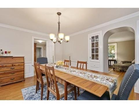 22 Bond St, Reading, MA 01867 photo 14