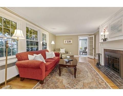 22 Bond St, Reading, MA 01867 photo 10