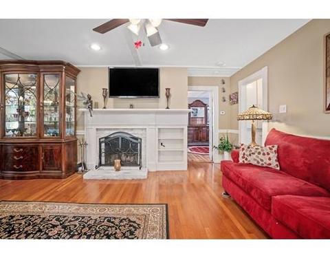 8 Putnam St, Beverly, MA 01915 photo 10