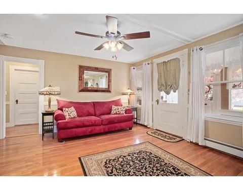 8 Putnam St, Beverly, MA 01915 photo 9