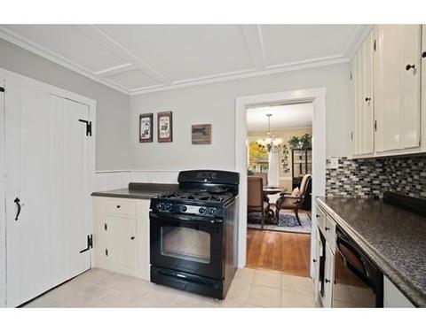 8 Putnam St, Beverly, MA 01915 photo 23