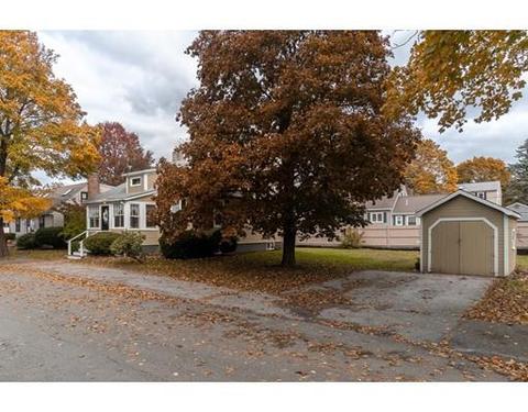 8 Putnam St, Beverly, MA 01915 photo 4