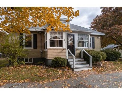 8 Putnam St, Beverly, MA 01915 photo 2