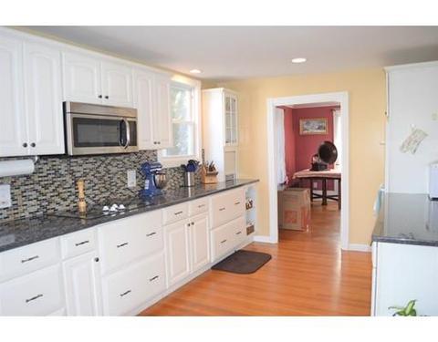 242 Rock St, Fall River, MA 02720 photo 4