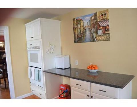 242 Rock St, Fall River, MA 02720 photo 6