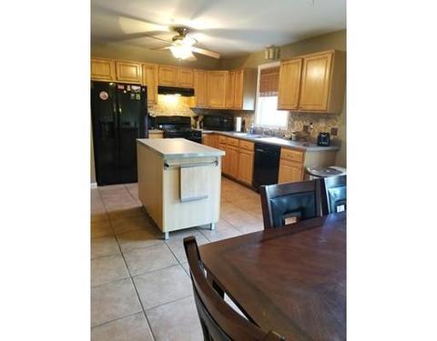 25 Cheryls Way, Fall River, MA 02720 photo 5