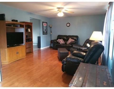 25 Cheryls Way, Fall River, MA 02720 photo 2