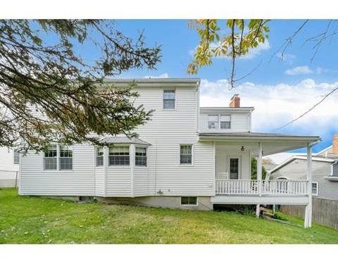 11 Meadowview Rd, Everett, MA 02149 photo 2