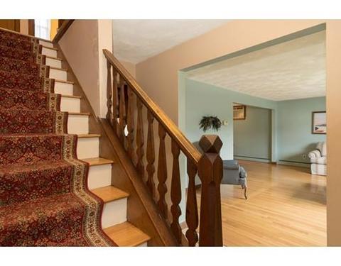11 Meadowview Rd, Everett, MA 02149 photo 6