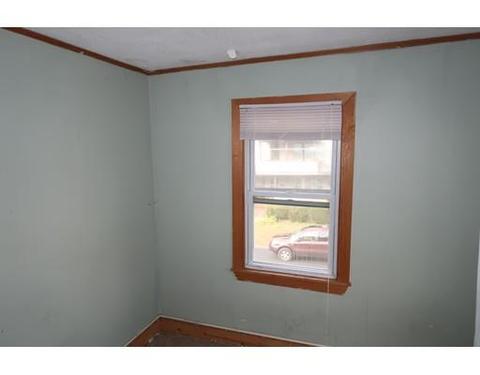 17 Maple St, West Springfield, MA 01089 photo 14