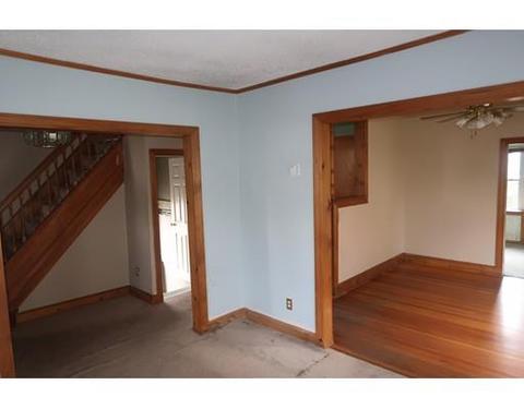 17 Maple St, West Springfield, MA 01089 photo 8