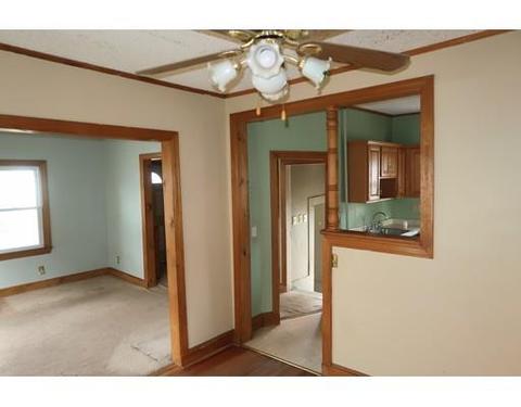 17 Maple St, West Springfield, MA 01089 photo 5