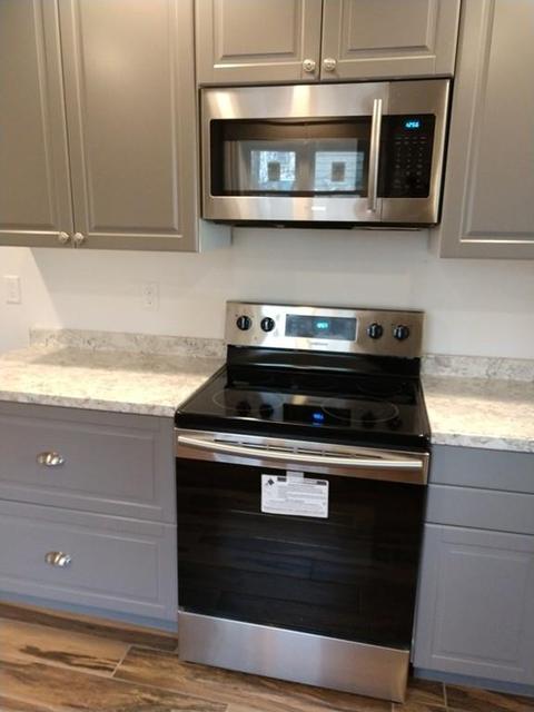 14 Williams St, Ware, MA 01082 photo 5