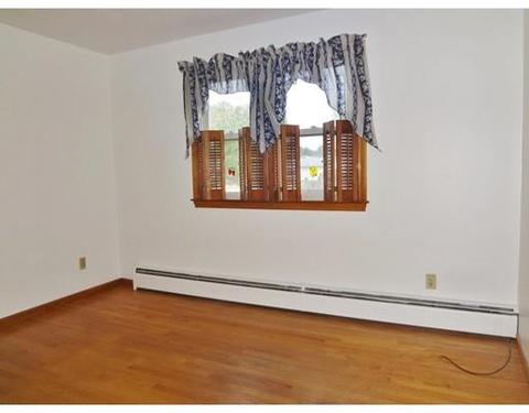 17 Pickering, Chicopee, MA 01013 photo 13