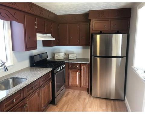 111 Division St, Fall River, MA 02721 photo 2