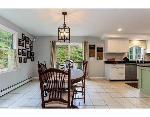 8 Fellowship Cir, West Wareham, MA 02576 photo 12