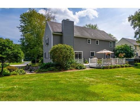 12 Raymond Ln, Hampton, NH 03842 photo 3