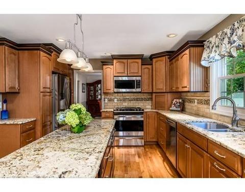 12 Raymond Ln, Hampton, NH 03842 photo 6