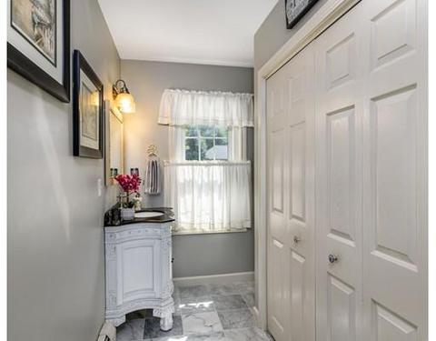 12 Raymond Ln, Hampton, NH 03842 photo 10