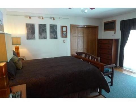 1070 Parker St, Springfield, MA 01129 photo 7
