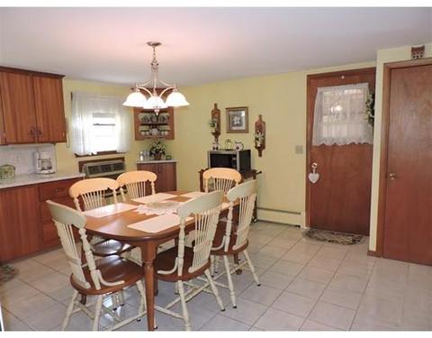 21 Spring St, Webster, MA 01570 photo 6