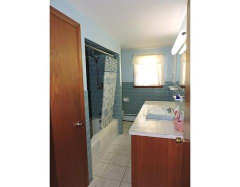 21 Spring St, Webster, MA 01570 photo 15