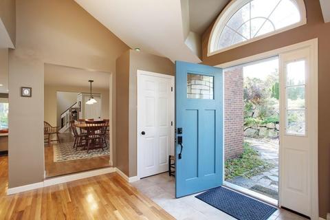 81 Lighthouse Ln, Mashpee, MA 02649 photo 5