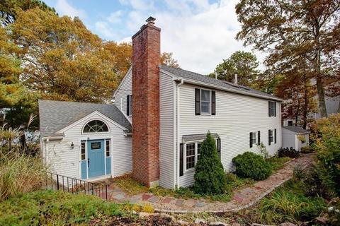 81 Lighthouse Ln, Mashpee, MA 02649 photo 4