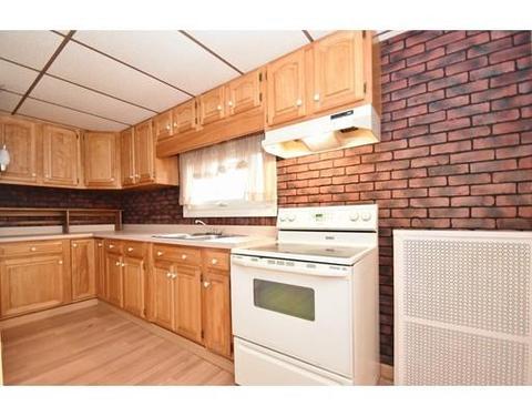 31 Marsh Ave, Worcester, MA 01605 photo 3