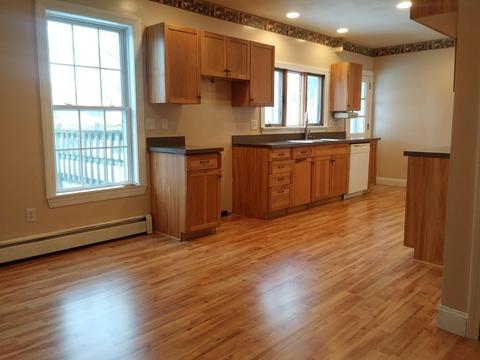 105 Singletary Ave, Sutton, MA 01590 photo 3
