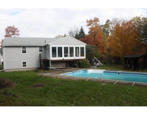 17 Cunningham Dr, Framingham, MA 01701 photo 2