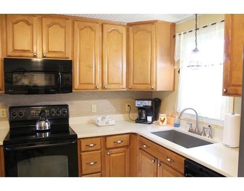 10 Chestnut Dr, Webster, MA 01570 photo 4