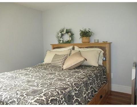 1724 Locust St, Fall River, MA 02723 photo 11