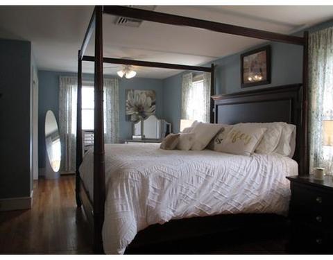 1724 Locust St, Fall River, MA 02723 photo 9