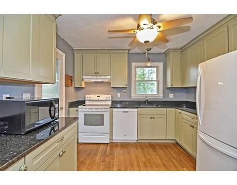 3 Linden Rd, Gloucester, MA 01930 photo 3